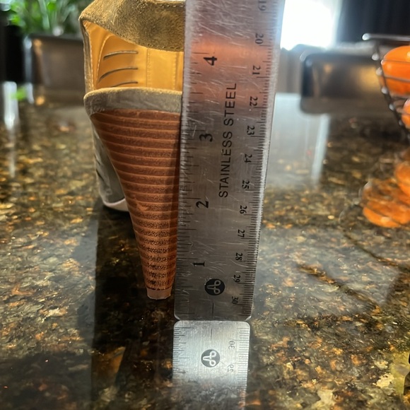 Alfani Primere Green Slingback Heeled Sandals - Picture 11 of 11